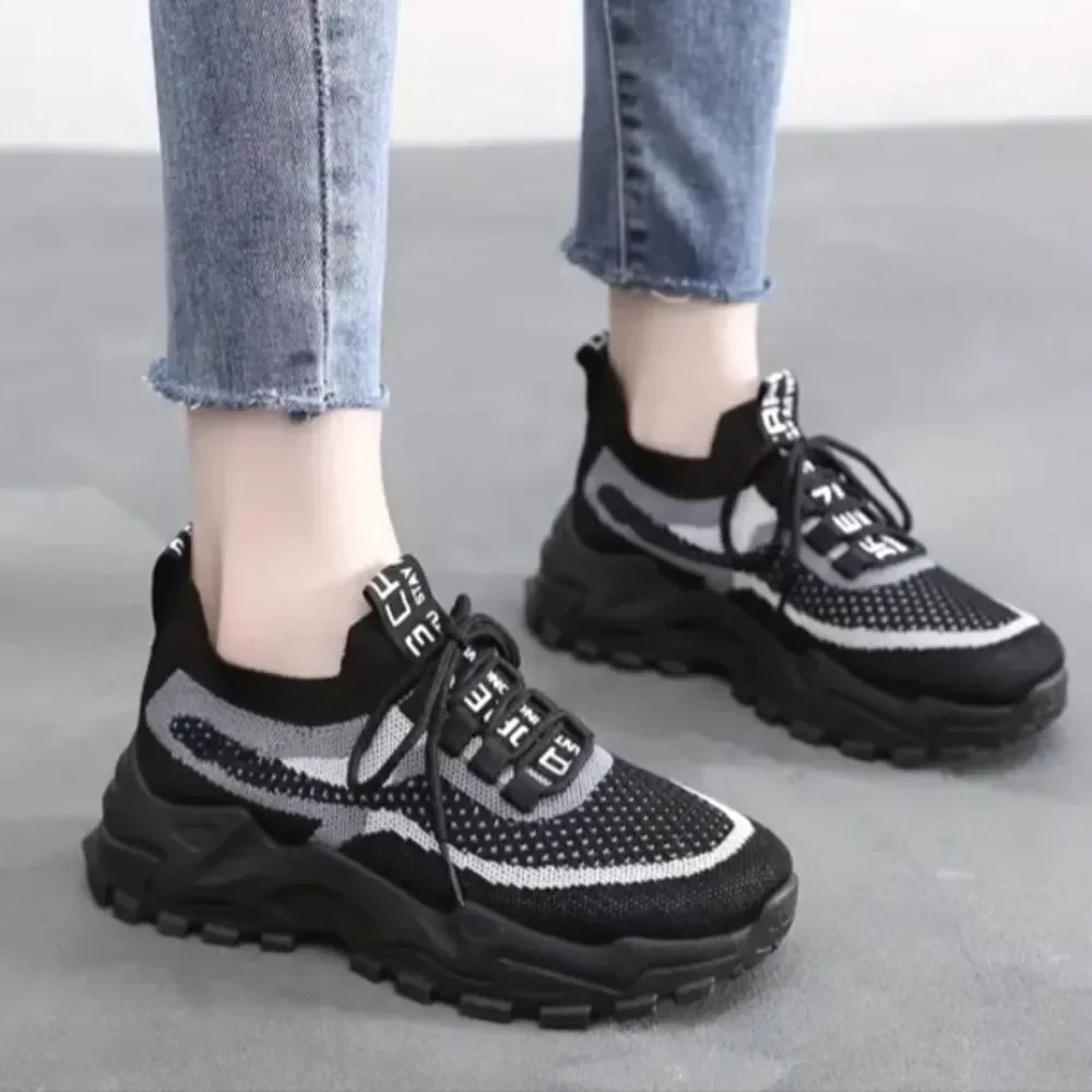 Ladies Black Color BLOCK SNEAKERS sz 8